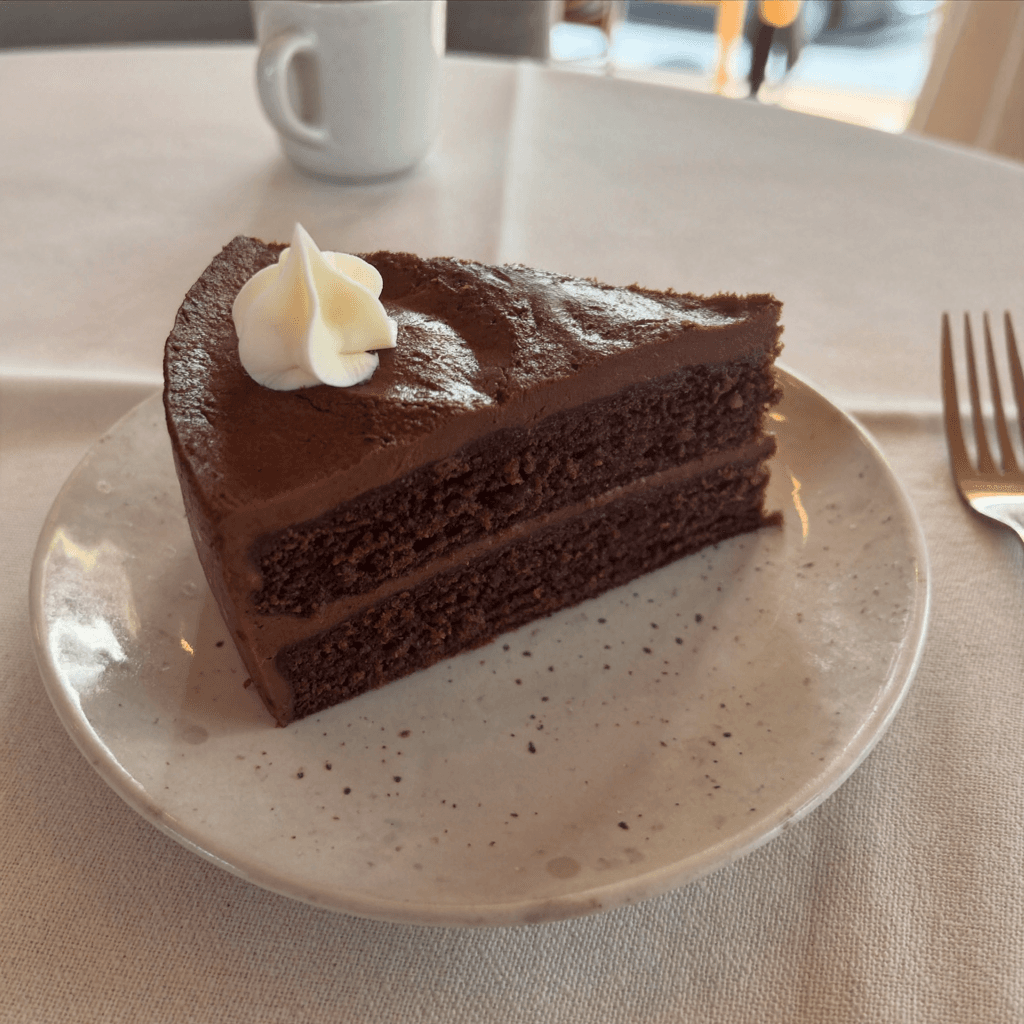 Torta de chocolate entera