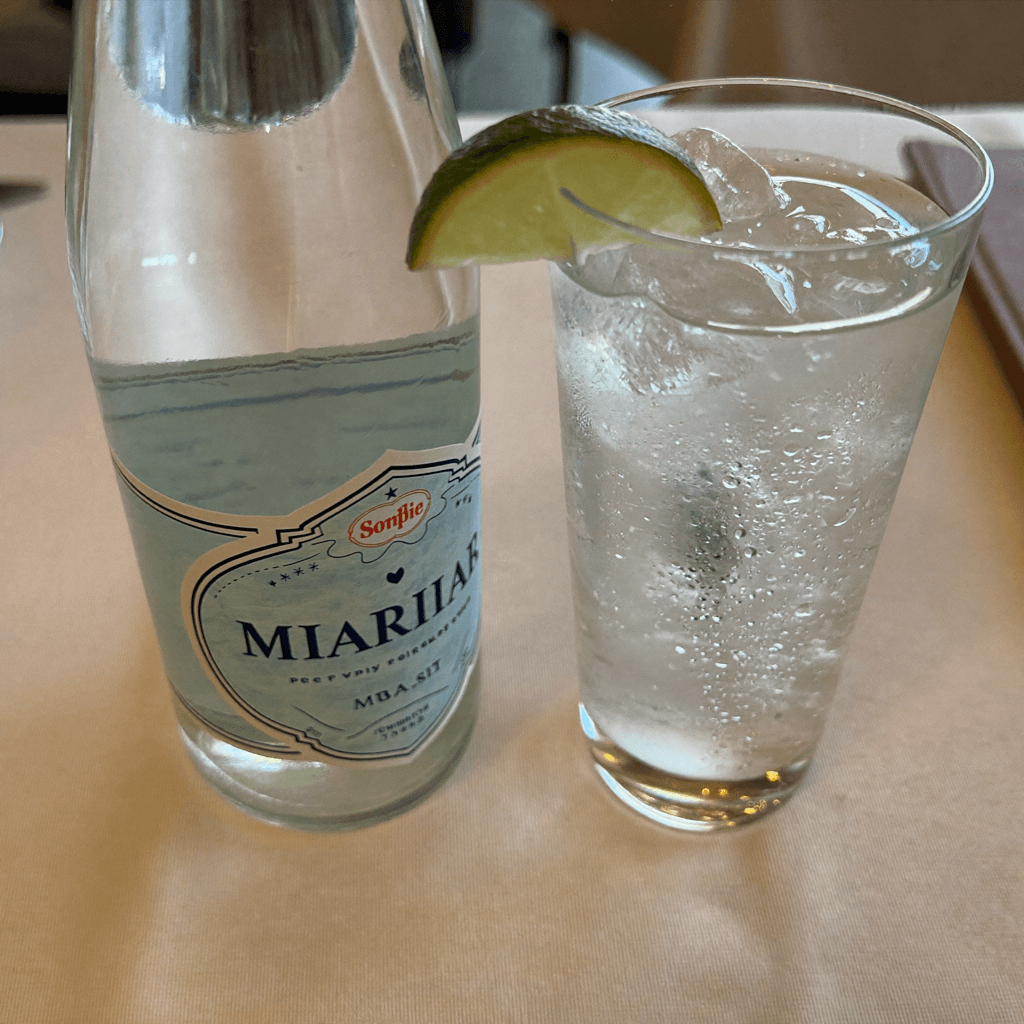 Agua mineral