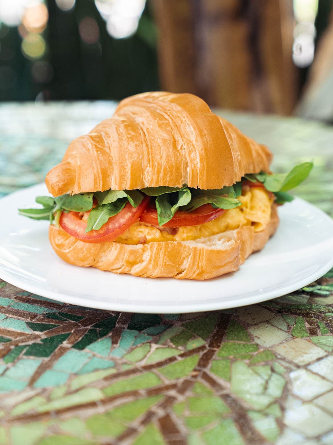 Croissant serrano