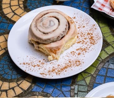 Cinnamon roll