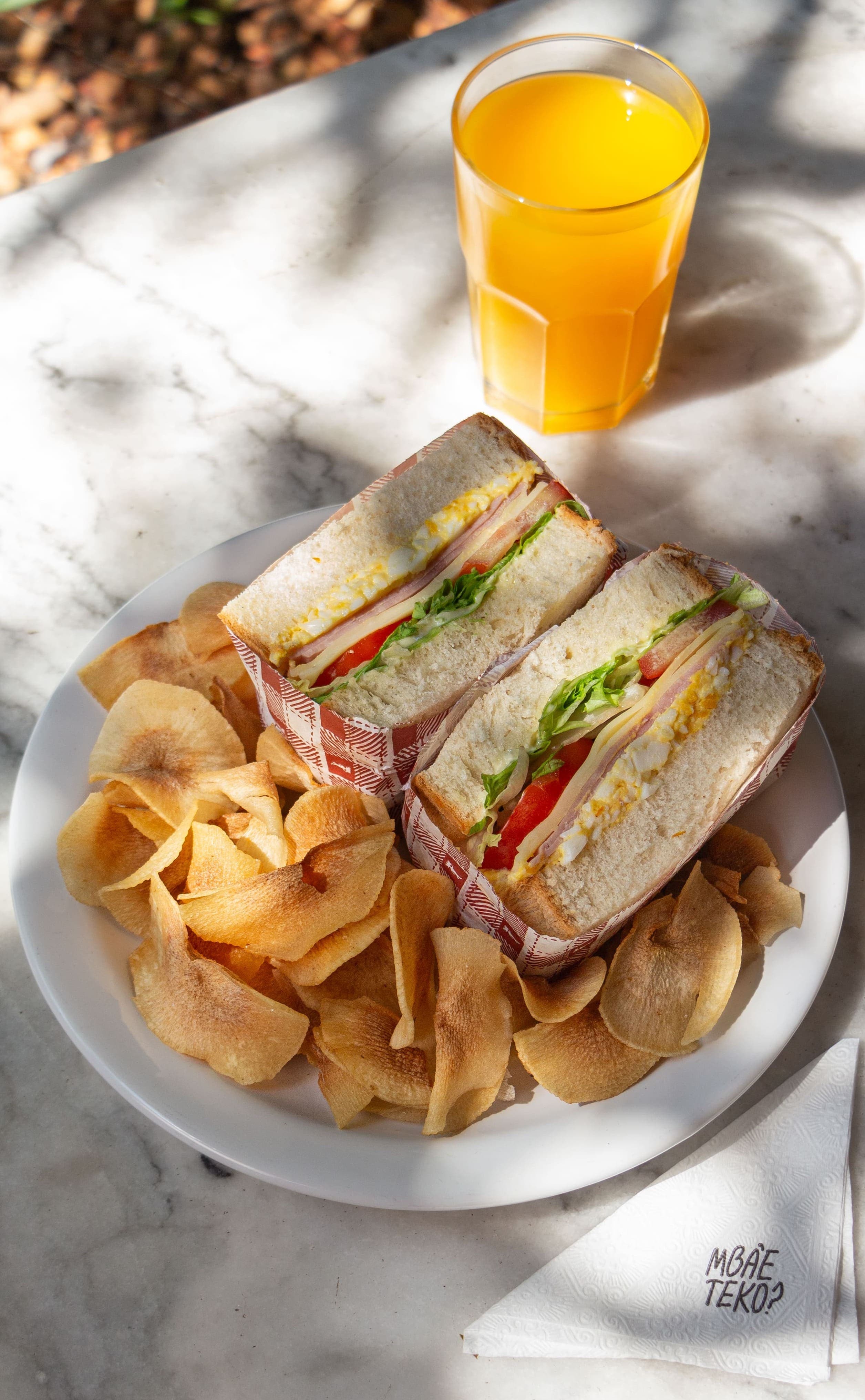 Sándwich de verdura completo